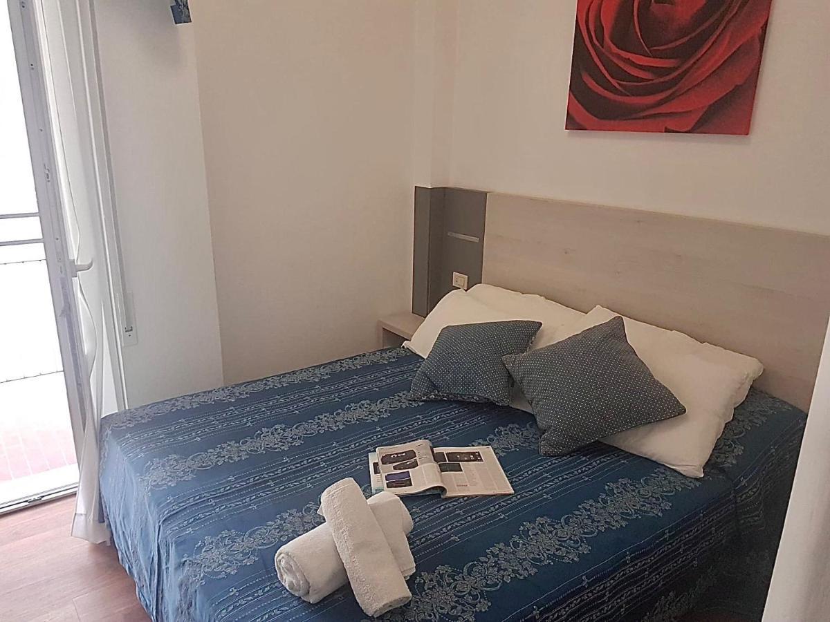 Hotel Arena Rimini Esterno foto