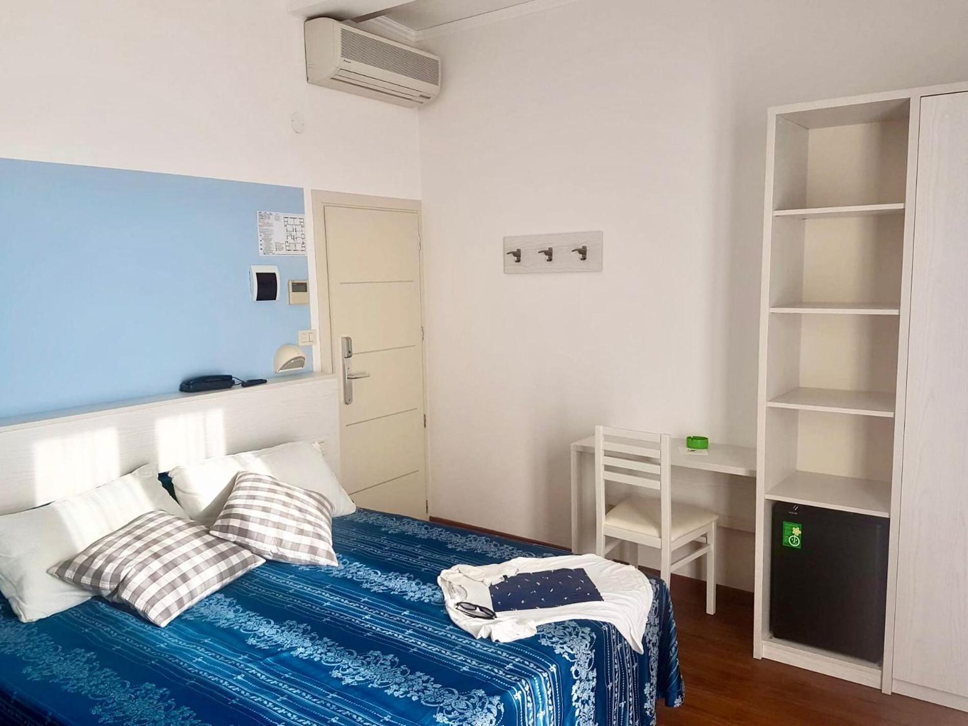 Hotel Arena Rimini Esterno foto